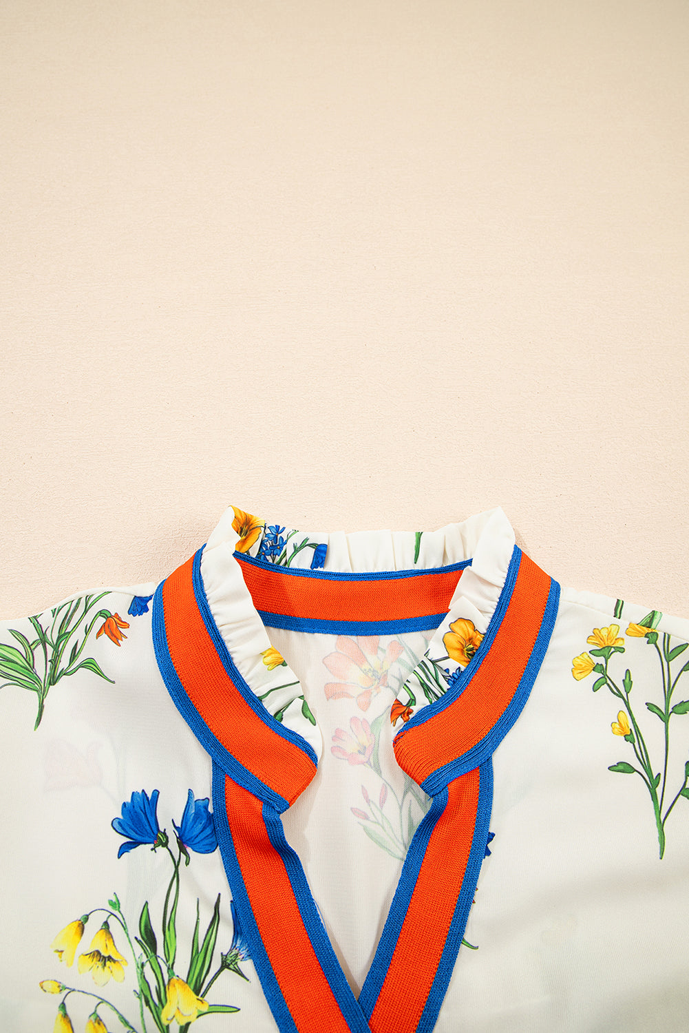 Floral Contrast Puff Sleeve Blouse