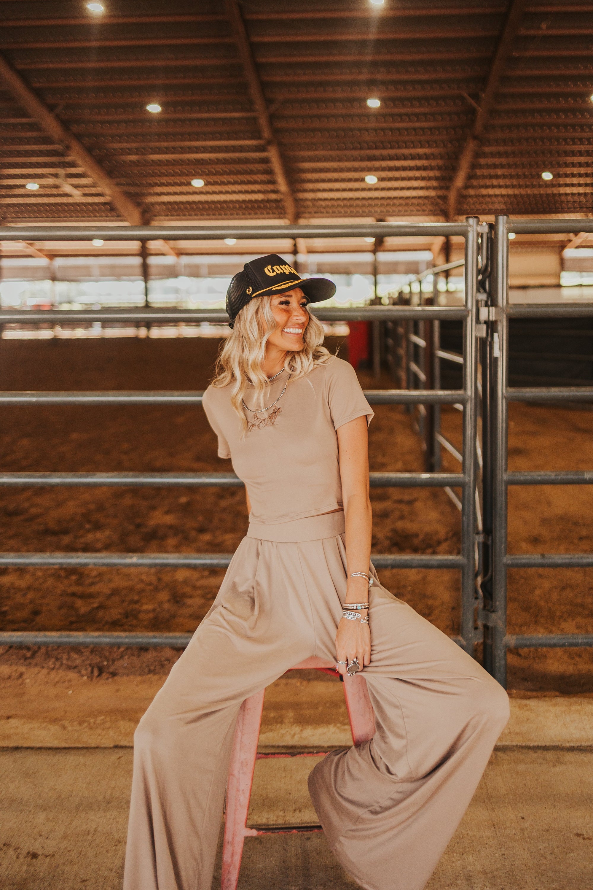 The Team Roper Set in Tan