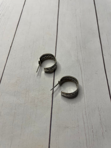 Navajo Hand Made Sterling Silver 3/4” Hoop Earrings