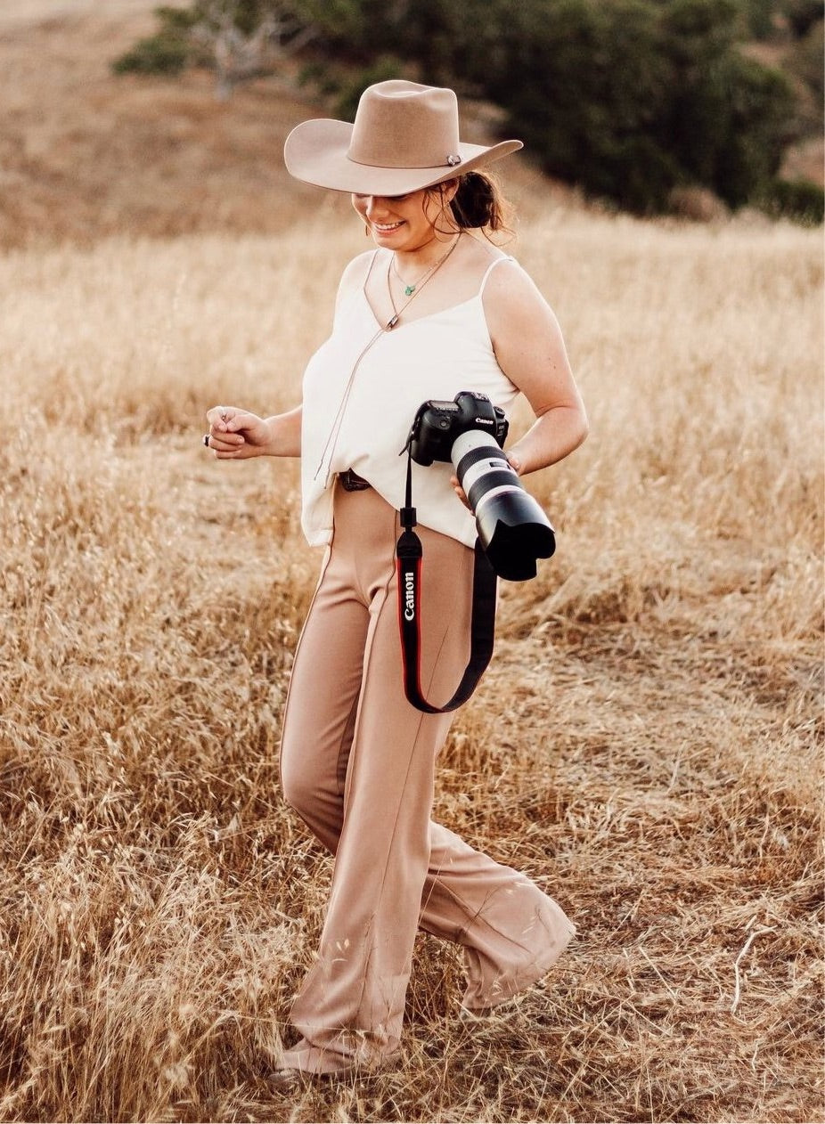 The Zoey Stretch Trouser in Taupe