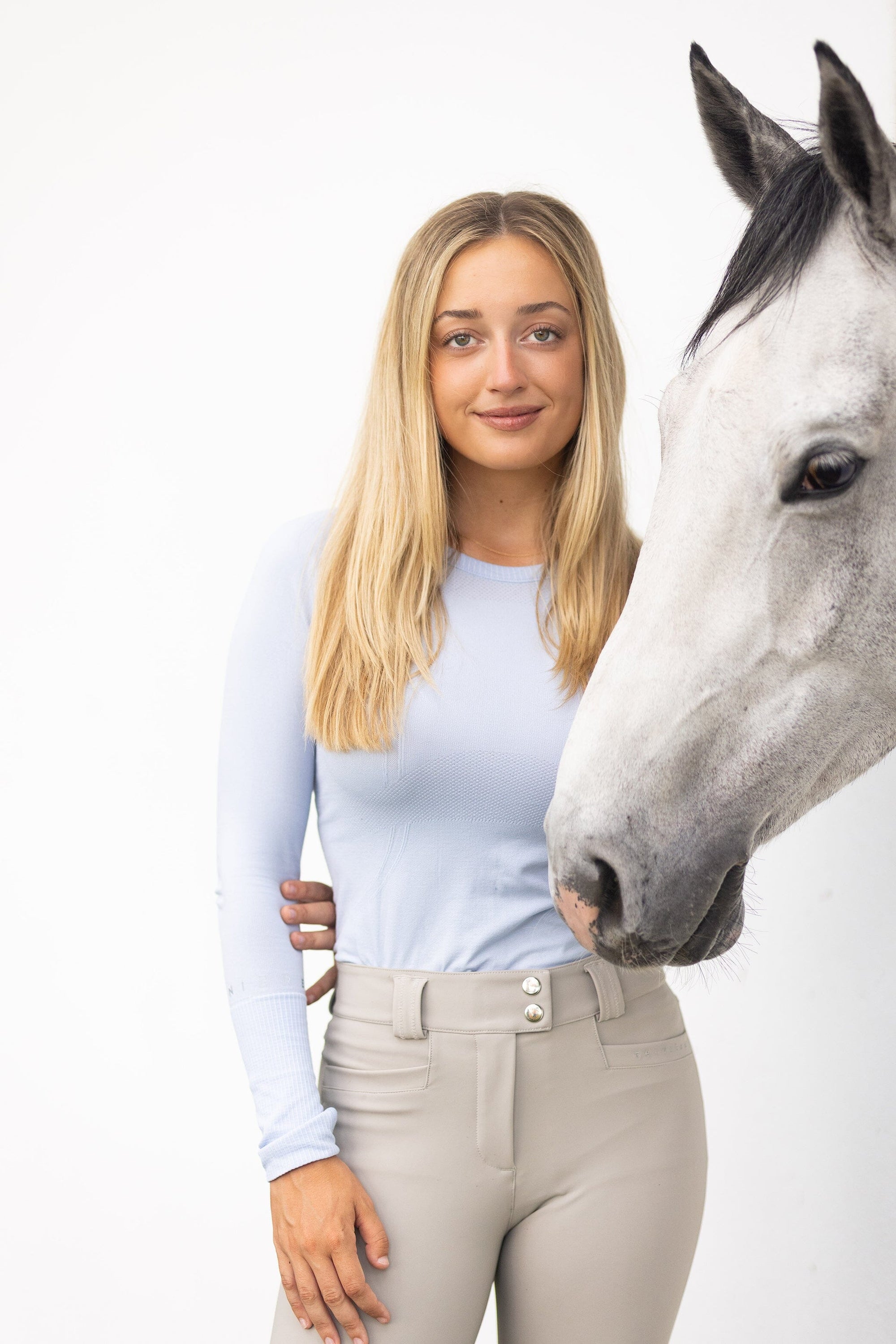 Juliette Lightweight Show Breeches in Sandy Beige Premium