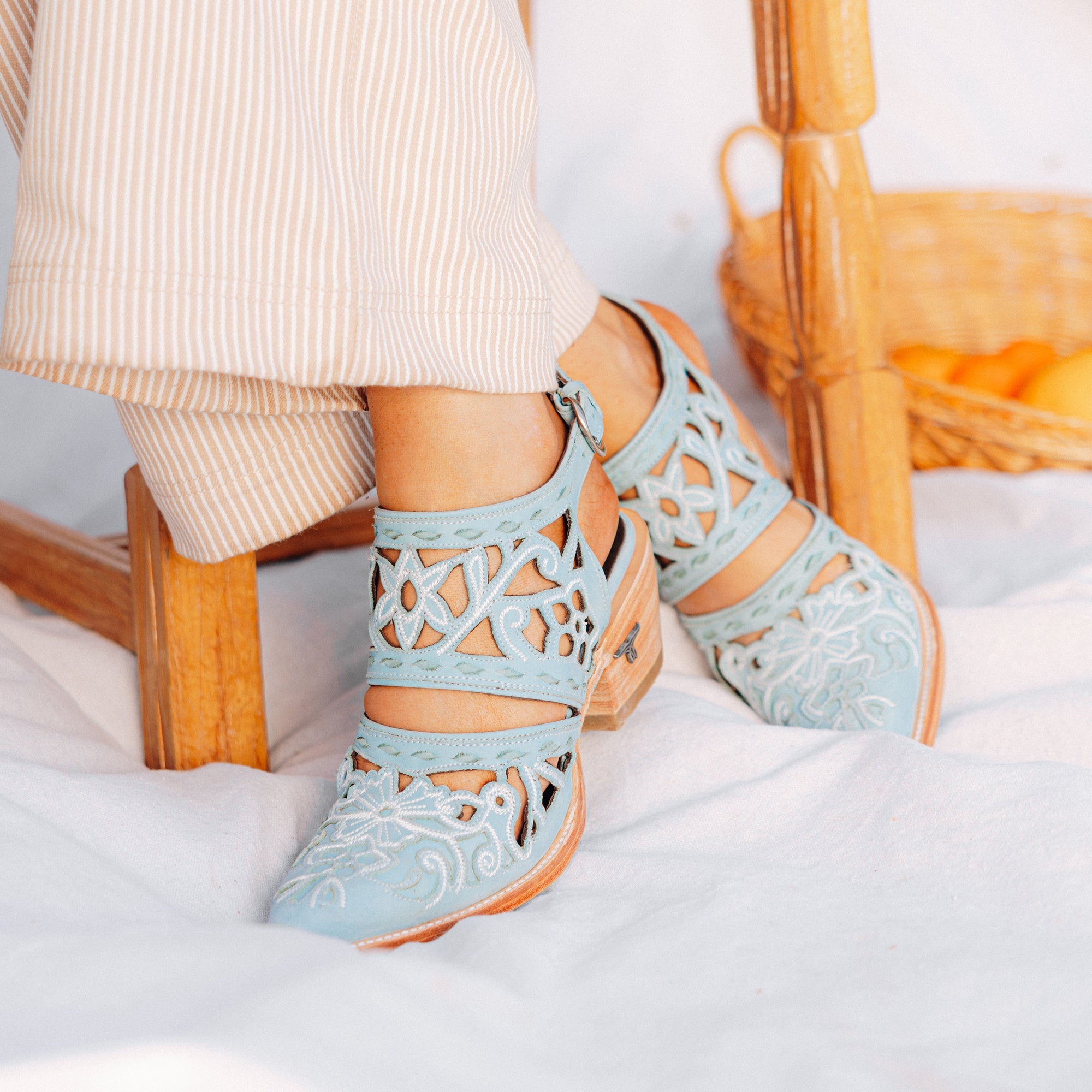 Robin Cut Out Slingback Mule - Powder Blue