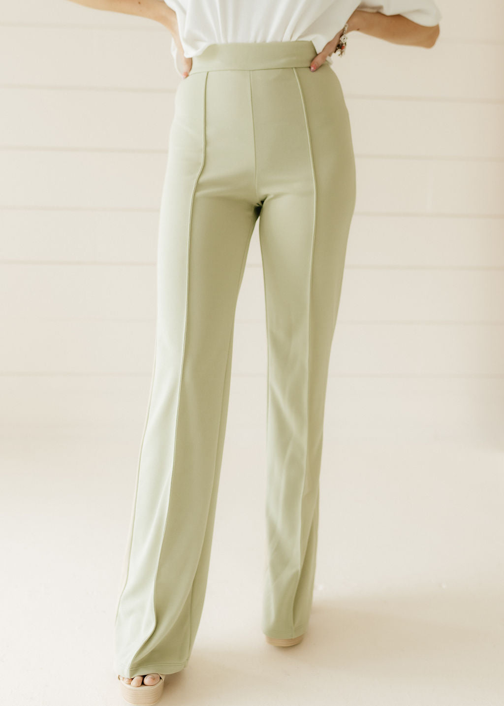 The Zoey Stretch Trouser In Sage